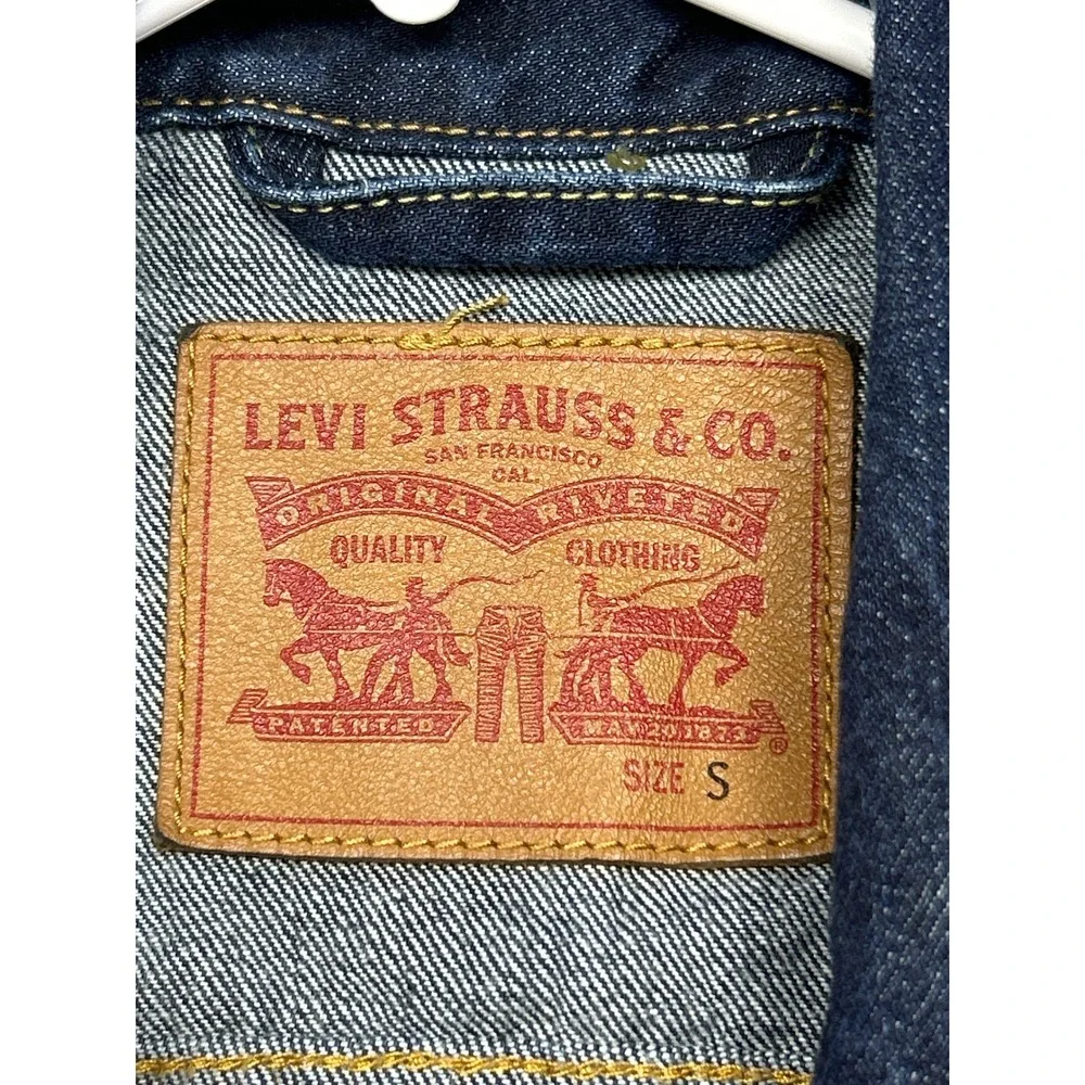 Levi Strauss Denim Trucker Jacket Buck Yeah Embroidery Blue Size Small Mens